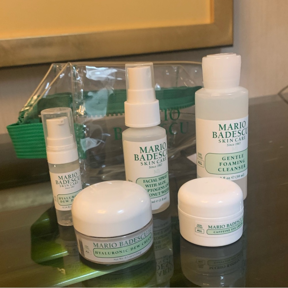 ✨ Host Pick ✨ Skincare Travel Set: Mario Badescu